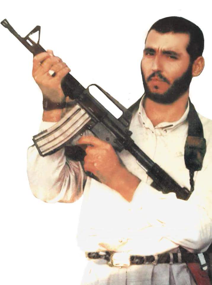 الشهيد إسماعيل أبو القمصان، استشهد بتاريخ 30 كانون الأول 2001. 